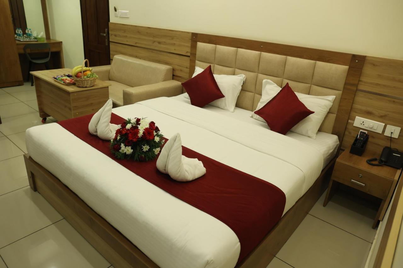 Balaji Regency Kanhangad Kannangad 外观 照片