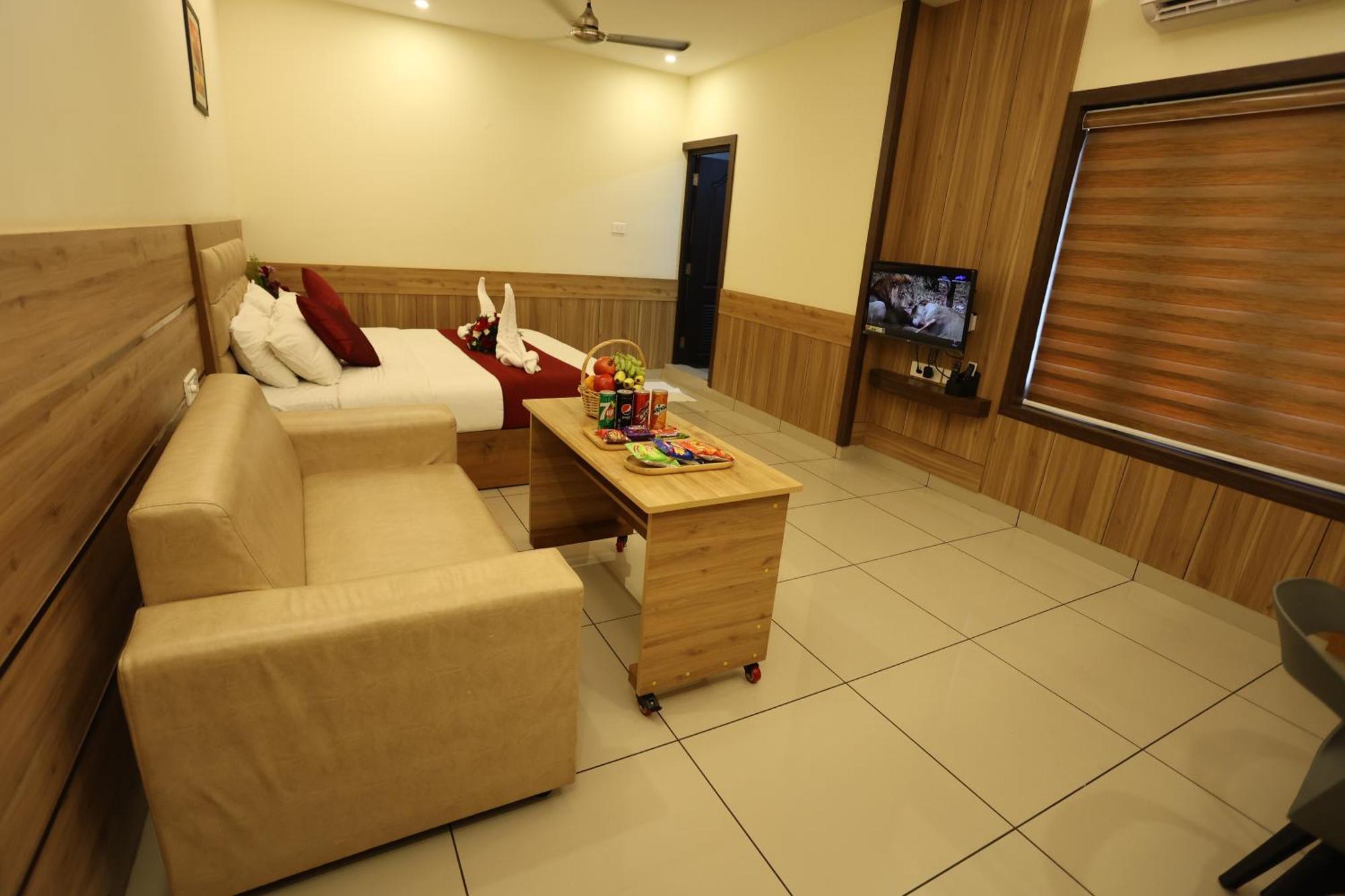 Balaji Regency Kanhangad Kannangad 外观 照片